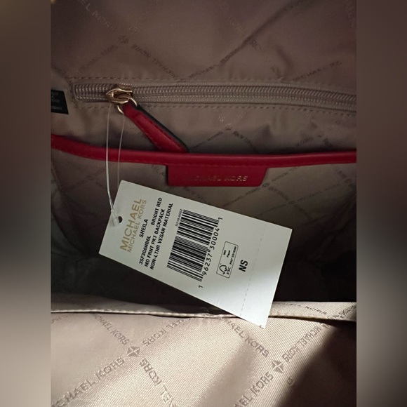 NWT Michael Kors Backpack - Picture 2 of 2